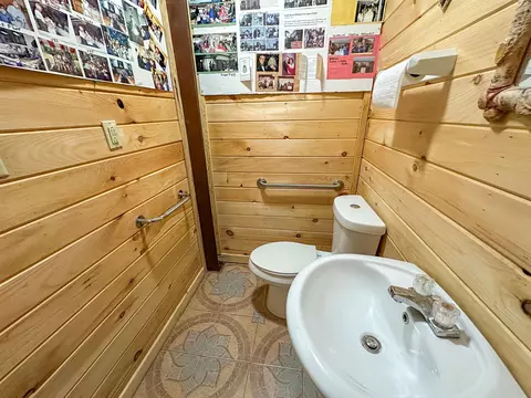 Bath - 7234 Hwy 62 E, Glencoe, AR 72539 photo 6 of 6