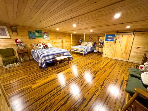 Bedroom - 7234 Hwy 62 E, Glencoe, AR 72539 photo 1 of 8