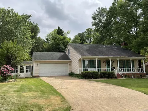 19 Cottonwood, Searcy, AR 72143
