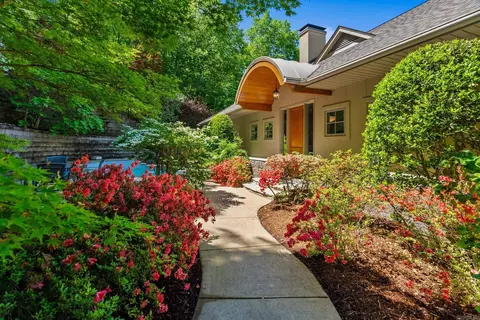 32 Greathouse Bnd, Little Rock, AR 72207