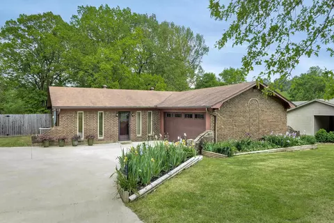 5909 Mandan Rd, Little Rock, AR 72210