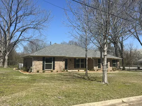 1307 E 48th St, Texarkana, AR 71854 photo 1