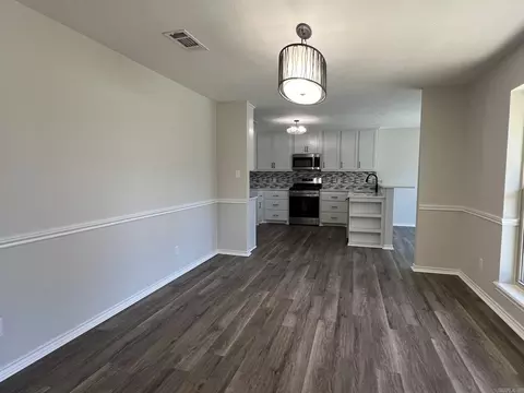 1307 E 48th St, Texarkana, AR 71854 photo 6