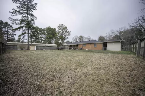 Exterior - 3706 E Lk, Pine Bluff, AR 71603 photo 3 of 5