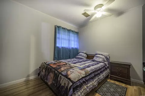 Bedroom - 3706 E Lk, Pine Bluff, AR 71603 photo 3 of 3