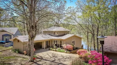 21 La Granja Cir, Hot Springs Village, AR 71909
