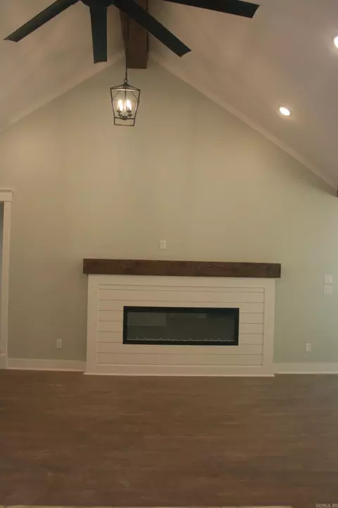 Living - 7025 Cold Creek Dr, Alexander, AR 72002 photo 2 of 3