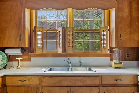 Kitchen - 105 N Holly St, Beebe, AR 72012 photo 3 of 4