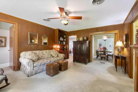 Living - 105 N Holly St, Beebe, AR 72012 photo 8 of 9