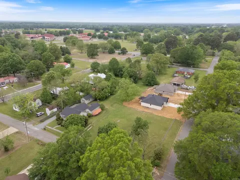 View/Area - 105 N Holly St, Beebe, AR 72012 photo 5 of 5