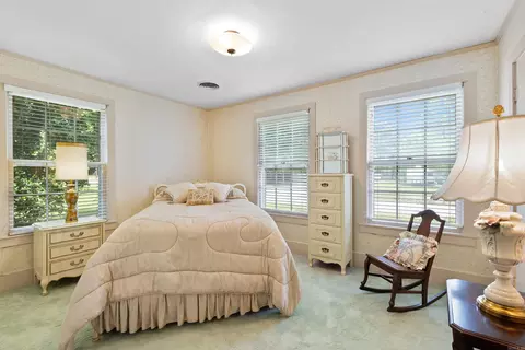 Bedroom - 105 N Holly St, Beebe, AR 72012 photo 4 of 5