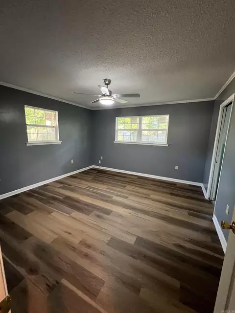 Bedroom - 2212 W 36th Ave, Pine Bluff, AR 71603 photo 2 of 3
