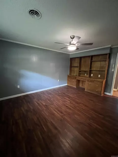 Bedroom - 2212 W 36th Ave, Pine Bluff, AR 71603 photo 3 of 3