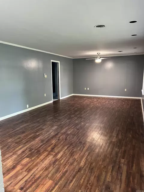 Living - 2212 W 36th Ave, Pine Bluff, AR 71603 photo 1 of 3