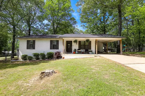 Exterior - 5883 Edgewood Dr, Benton, AR 72015 photo 1 of 21
