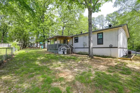 Exterior - 5883 Edgewood Dr, Benton, AR 72015 photo 11 of 21
