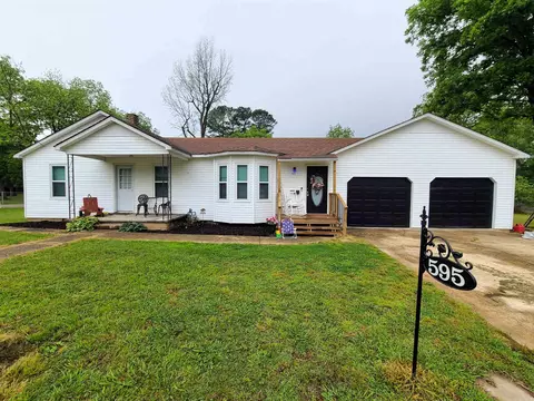 595 S Houston Ave, Piggott, AR 72454