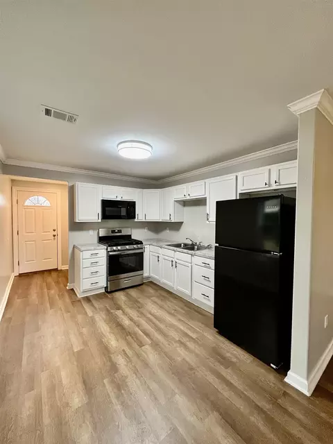 157 S Parkview, Trumann, AR 72472 photo 2