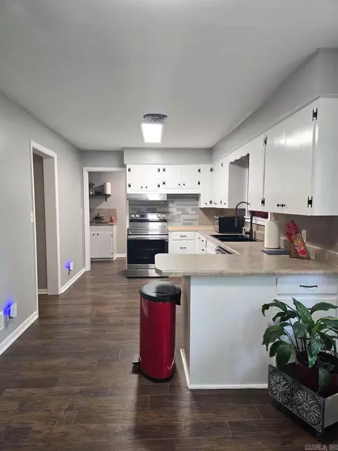 Kitchen - 775 Polk Road 93, Mena, AR 71953 photo 1 of 4