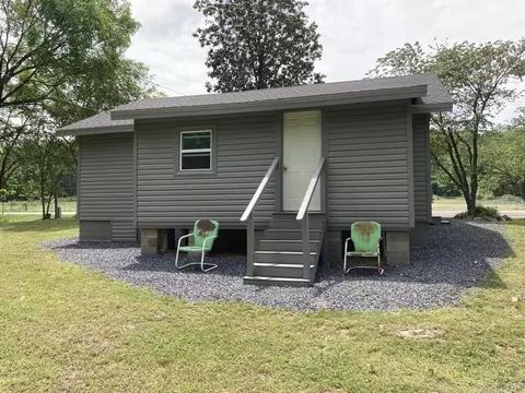 Exterior - 2422 Hwy 270 E, Mount Ida, AR 71957 photo 3 of 9