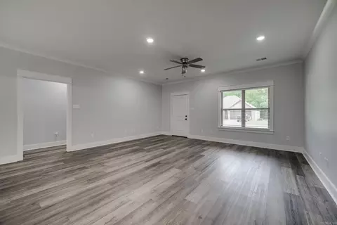 Living - 214 Heather Loop, Beebe, AR 72012 photo 1 of 5