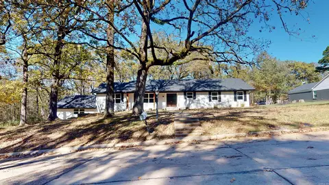 10 Sweetbrush, Texarkana, TX 75503