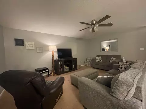 325 Sharon Dr, Trumann, AR 72472 photo 7