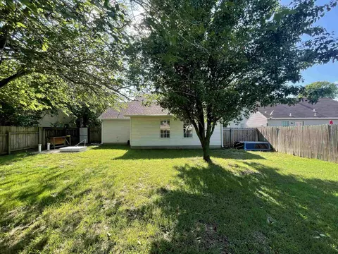 325 Sharon Dr, Trumann, AR 72472 photo 6