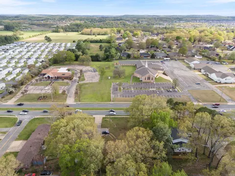 View/Area - 1802 Dave Ward Dr, Conway, AR 72034 photo 4 of 13