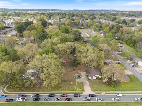 View/Area - 1802 Dave Ward Dr, Conway, AR 72034 photo 11 of 13
