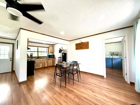 Dining - 772 Walker Cutoff, Malvern, AR 72104 photo 2 of 2