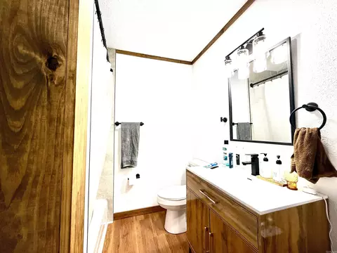 Bath - 772 Walker Cutoff, Malvern, AR 72104 photo 3 of 4