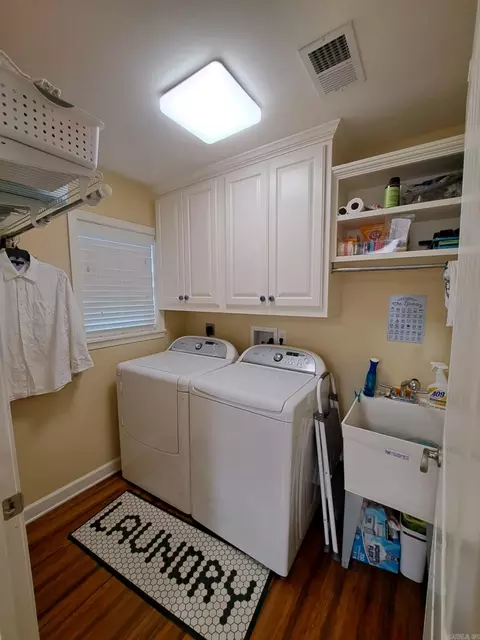 320 E 4th St, Lonoke, AR 72086 photo 22
