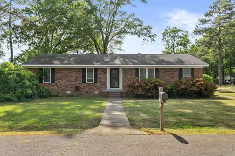 705 Oak St, Beebe, AR 72012 photo 1