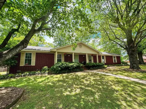 105 Liles, Searcy, AR 72143
