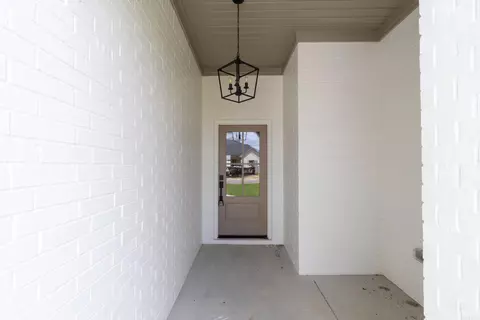 Entry Way - 7 Firefly Catch Cv, Greenbrier, AR 72058 photo 1 of 3