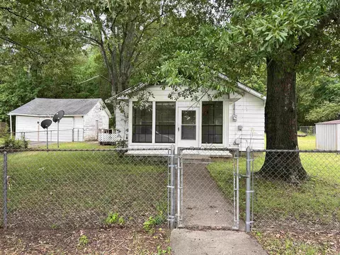 3710 Ridgway Rd, Pine Bluff, AR 71603 photo 1