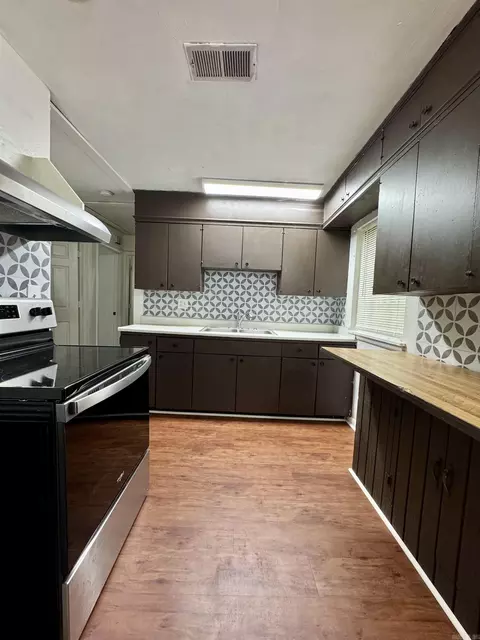 Kitchen - 1306 Boston Dr, Pine Bluff, AR 71601 photo 1 of 3