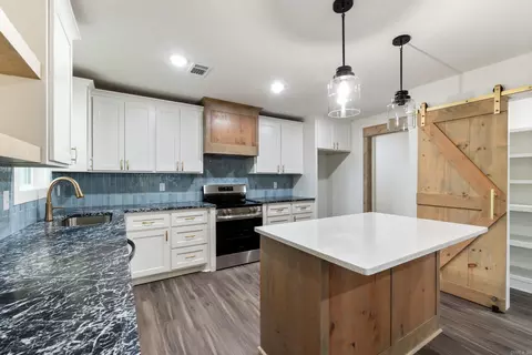 1717 Robins St, Conway, AR 72034 photo 12