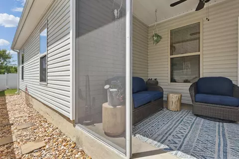 Exterior - 137 Prospect Park Place Dr, Bryant, AR 72022 photo 8 of 12