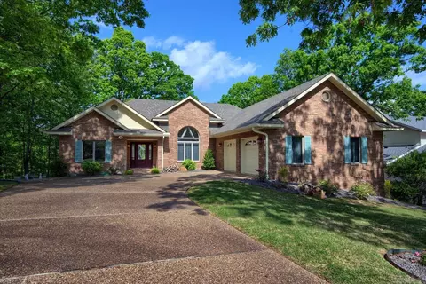 4 Doscientos Ln, Hot Springs Village, AR 71909