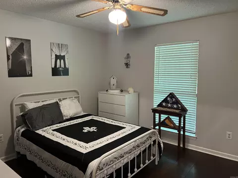 Bedroom - 6800 Village Dr, Pine Bluff, AR 71603 photo 2 of 2