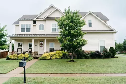 1600 Winterbrook Dr, Conway, AR 72034 photo 1