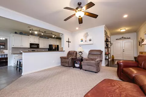 3412 N Cresent Dr, Bryant, AR 72022 photo 8