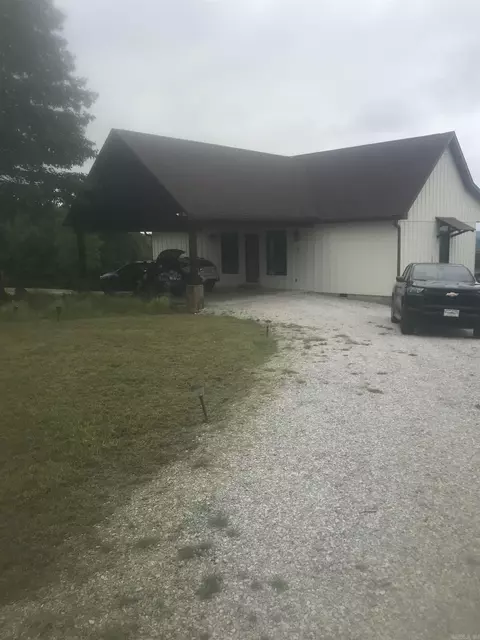 103 Emily Dr, Mountain View, AR 72560 photo 1
