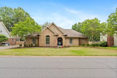 902 Heather Cir, Conway, AR 72034 photo 1