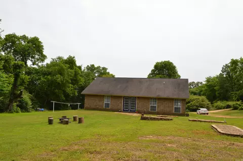 Exterior - 1059 Piney Rd, De Queen, AR 71832 photo 5 of 6