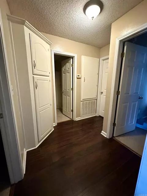 Entry Way - 25 Azalea Dr, Cabot, AR 72023 photo 1 of 1