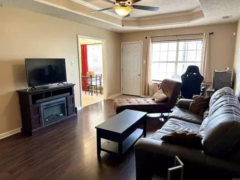 Living - 25 Azalea Dr, Cabot, AR 72023 photo 3 of 3