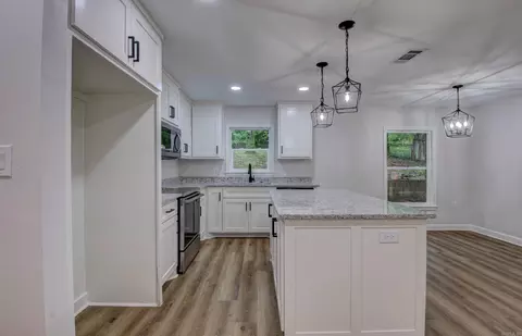 1114 Edgehill Dr, Benton, AR 72015 photo 18
